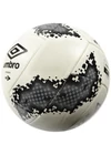 UMBRO Swerve FIFA Basic labda fehér/fekete