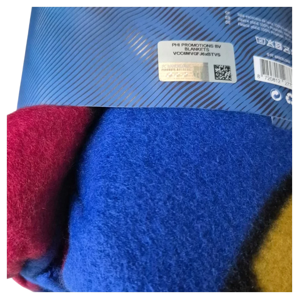 Kép 2/2 - BARCELONA polár takaró