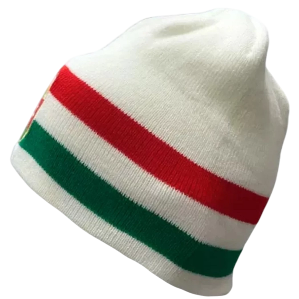 Kép 5/5 - MAGYARORSZÁG  gyerek kötött sapka fehér trikolor címeres